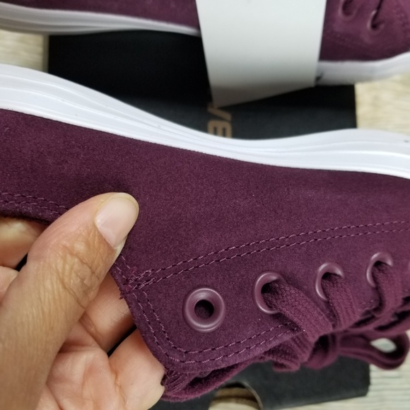 New CONVERSE red plush suede OX lace up sneakers - Picture 8 of 8